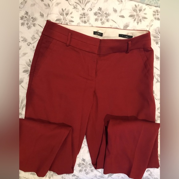 Ann Taylor Loft red cropped ankle work pant. These are gorgeous in EUC, size 6. - Picture 2 of 3